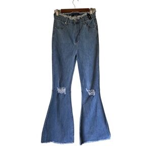 Akira Distressed Wide Flare Leg Jeans Medium Wash Denim NWT Size Juniors 9